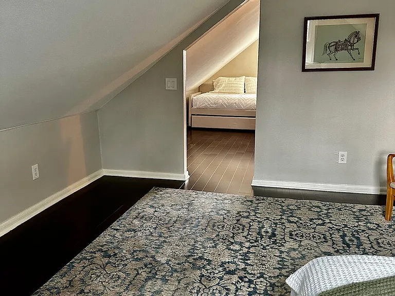 S 1st St — Photo 18
