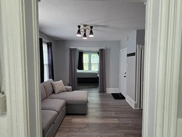 681 York Ave #3 — Photo 3