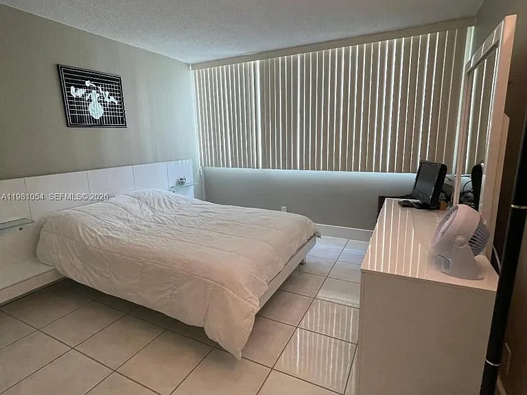 1410 S Ocean Dr #402 — Photo 15