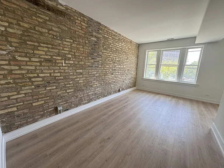 1317 N Ashland Ave #4F — Photo 3