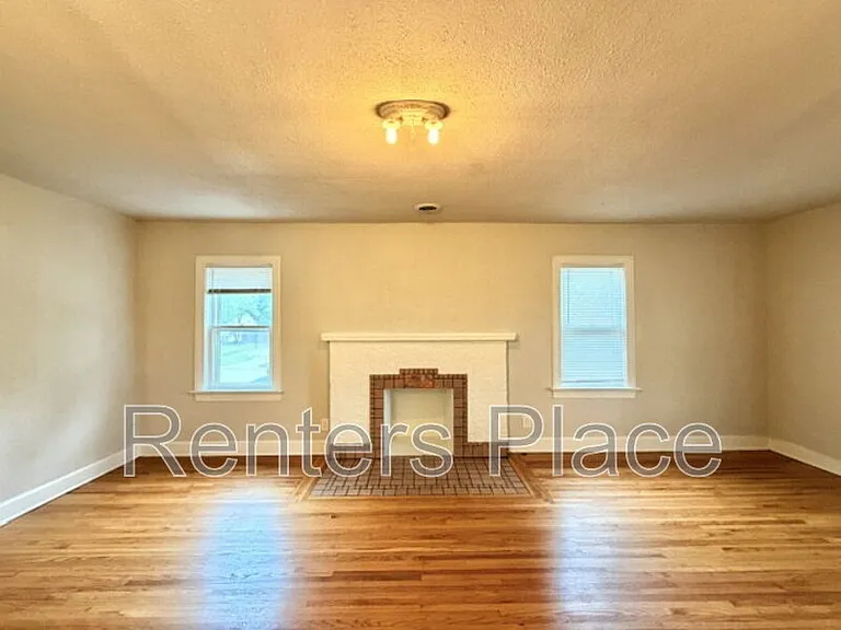 5524 S Owasso Ave — Photo 21