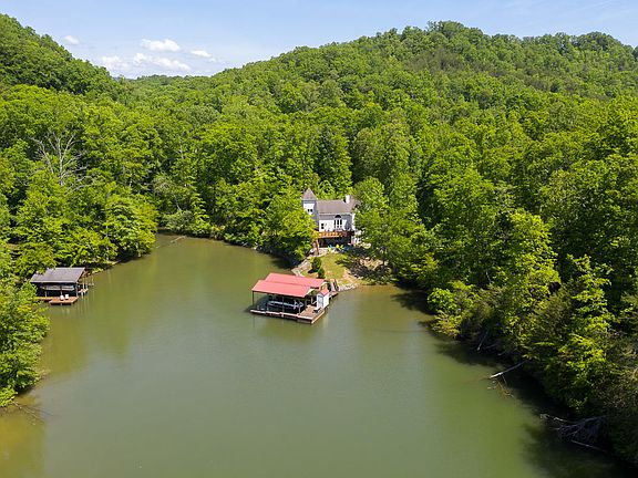 5th image of 106 Turkey Ridge Rd