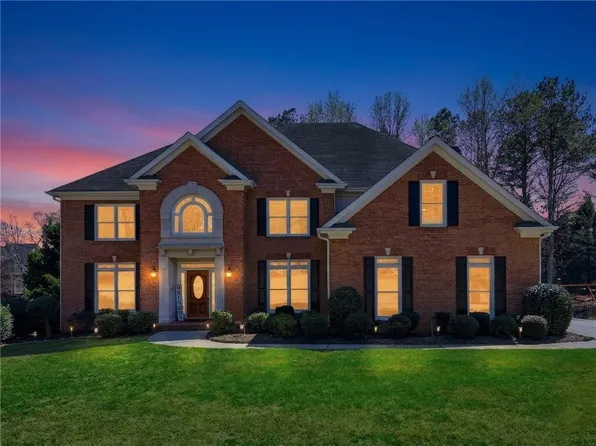 1404 Hattiesburg Ct, Grayson, GA 30017