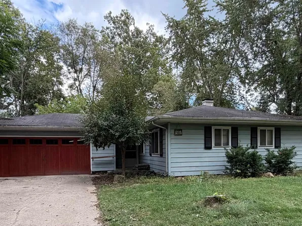 1208 Davis St, Elkhart, IN 46516