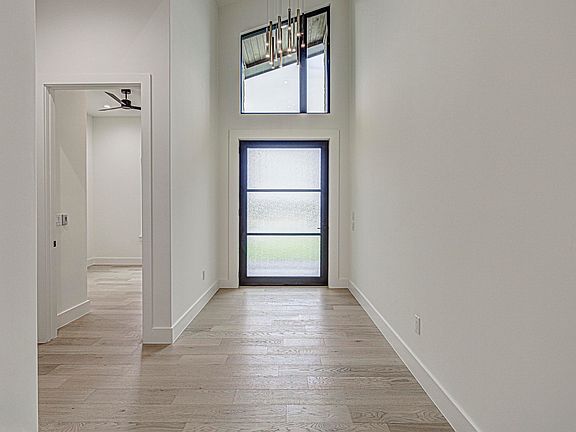 5th image of 101 Manciano Drive
