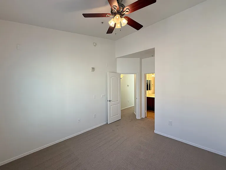 240 W Juniper Ave #1027 — Photo 15