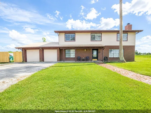 68 Magnolia St, Raceland, LA 70394