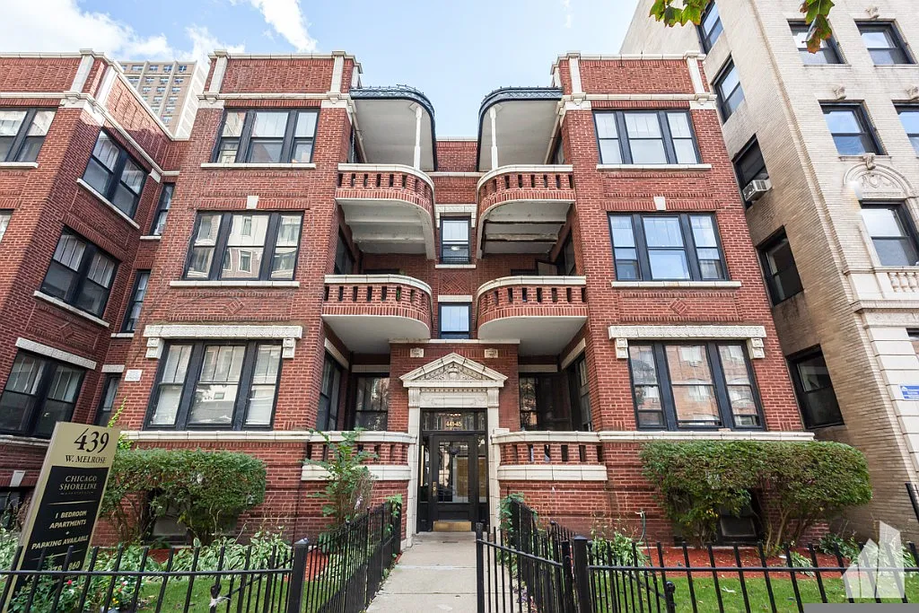 Building Photo - 439 W Melrose St #41-2A