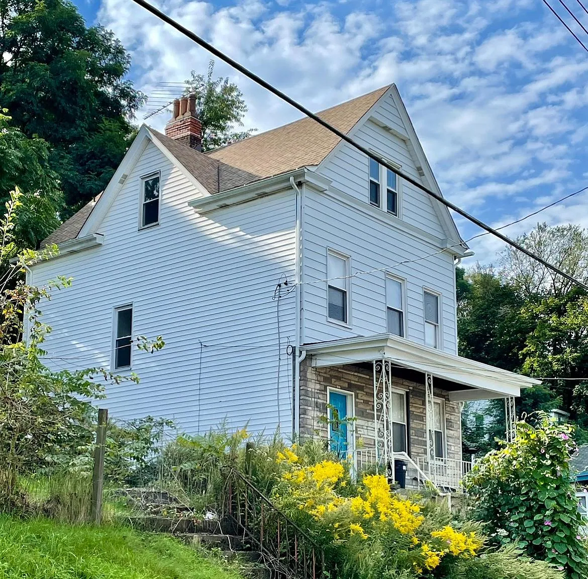 419 Grace St — Photo 1