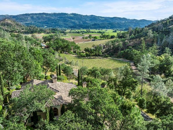 2395 Pickett Road - 3bd/5ba, 3,796 sqft - in Calistoga, CA