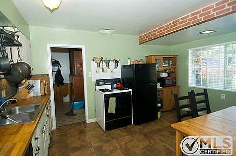 5th image of 5858 Thorn St