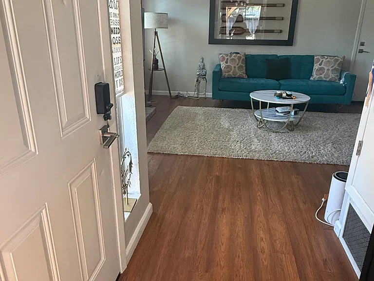 4910 Lyra Ct — Photo 1