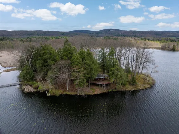 3015 Huggins Rd, Bradford, NY 14815