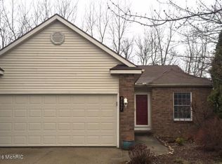 3157 Riley Ridge Rd, Holland, MI 49424