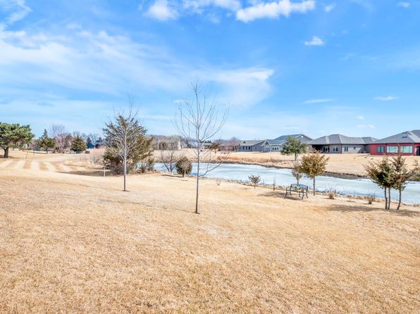3360 Prairie Meadow Dr UNIT A, Milford, IA 51351