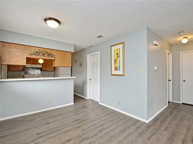 5809 Spring Meadow Rd #B — Photo 7