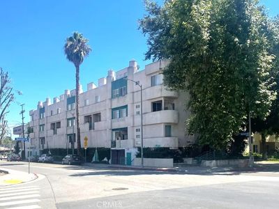 13718 Moorpark St, Sherman Oaks, CA, 91423