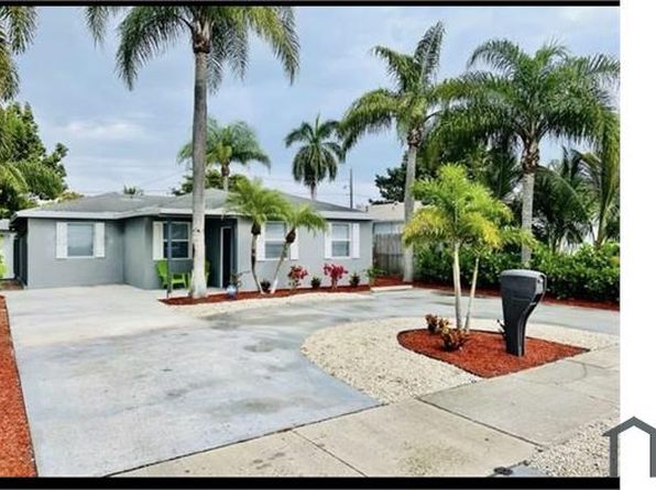 609 SW 10th St