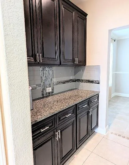 20909 Springport Ct — Photo 10