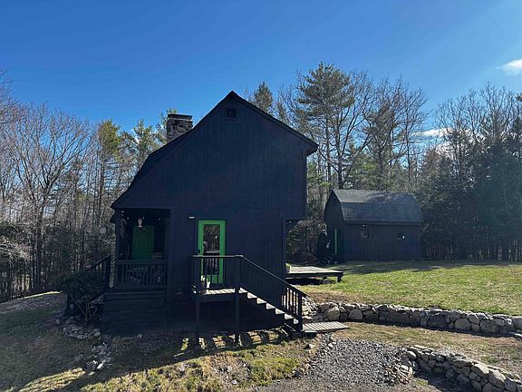 3rd image of 240 Emery Mills Road