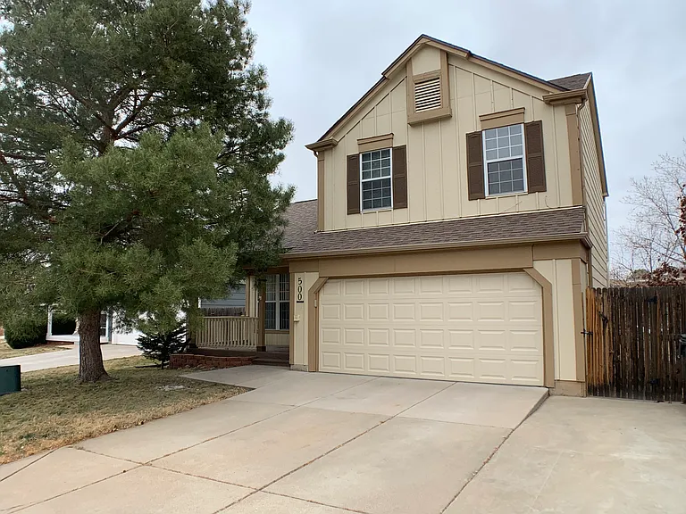 500 Entrada Dr — Photo 1