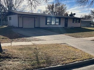 2815 1st Ave SW, Minot, ND 58701