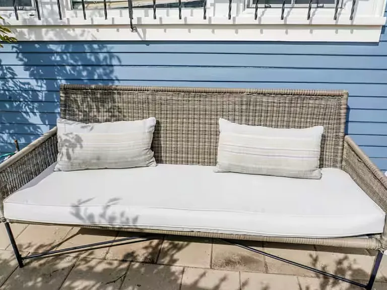 711 W 69th St — Photo 19