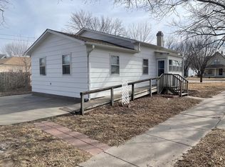 503 E 6th St, Concordia, KS 66901