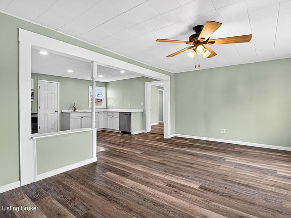3rd image of 213 Odell Ct