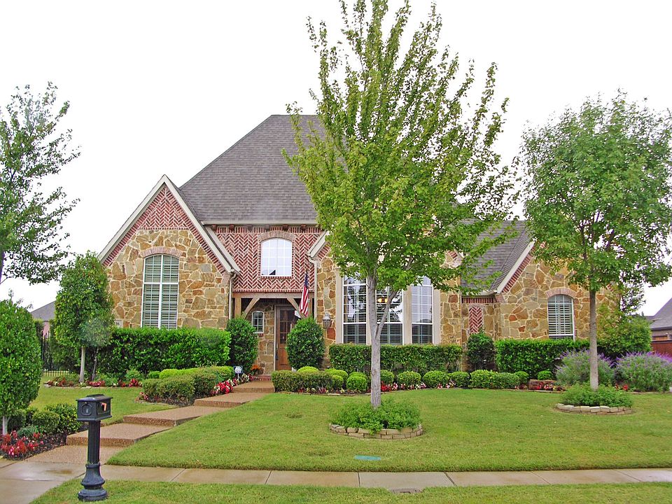 1st image of 216 Stockton Dr