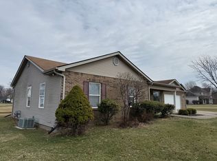 700 Eureka Dr, Versailles, KY 40383