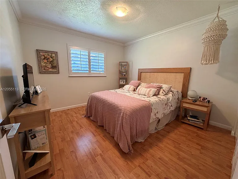 5721 SW 59th Pl — Photo 16