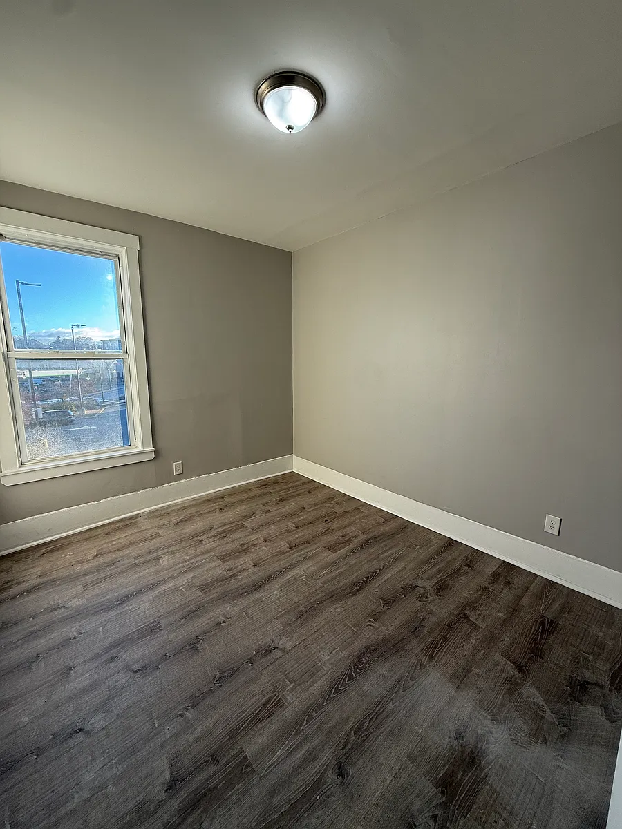 Building Photo - 78 Waverly St #1-L