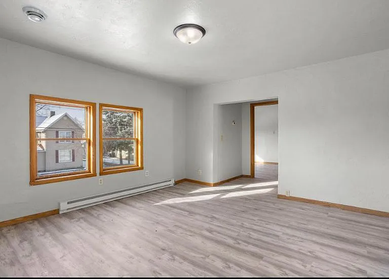 240 Kaukauna St #240.5 — Photo 1