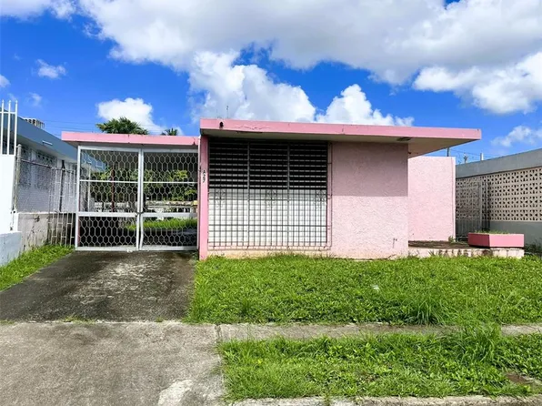 Blq A 12 Calle #C, Carolina, PR 00987