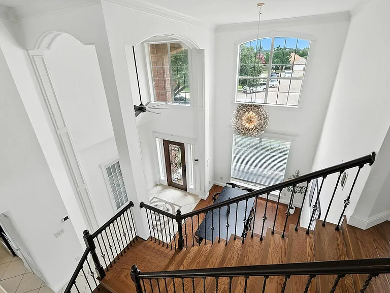 5795 Brighton Ct — Photo 8