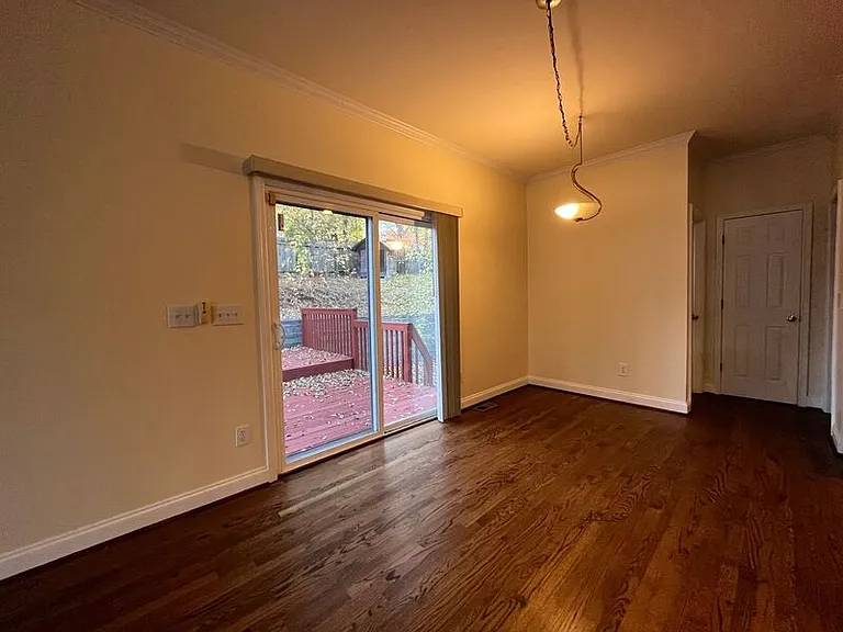 8700 Gooch Ct — Photo 12