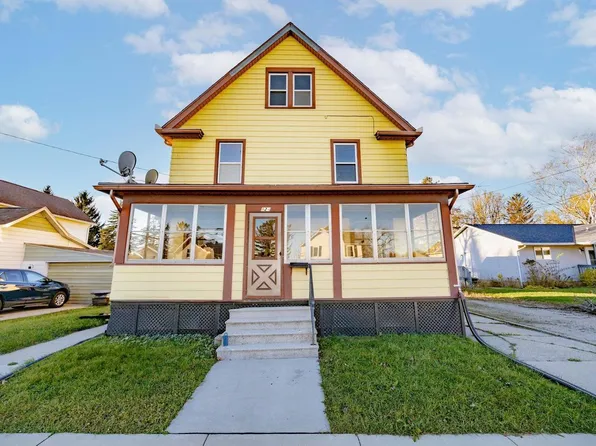 824 South Spring Street, Beaver Dam, WI 53916