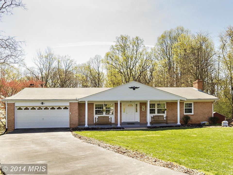 1st image of 5 Winifred Ct