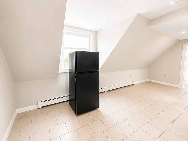 259 S 6th St #3 — Photo 11