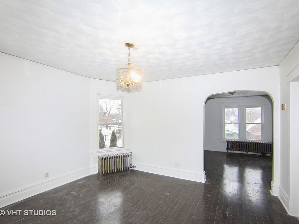 2nd image of 8119 S Burnham Ave