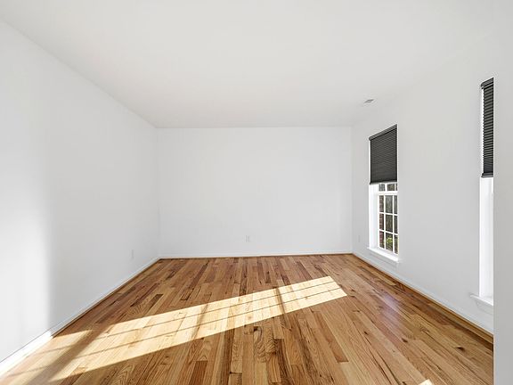 4th image of 1600 Old Brook Rd