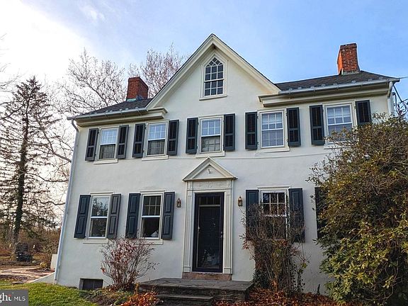 4th image of 4936 Curly Hill Rd