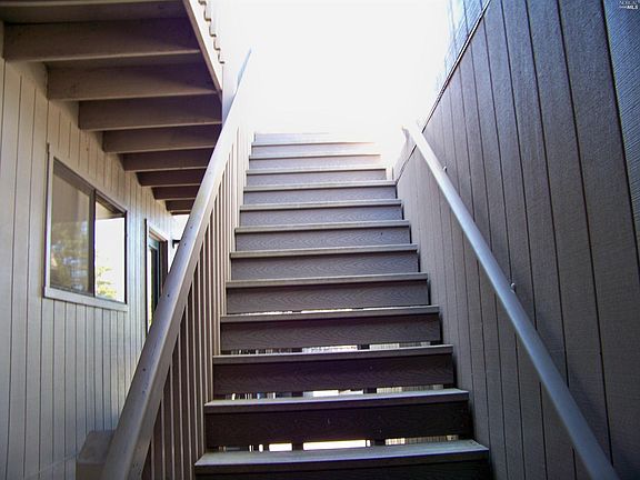 4th image of 511 Cypress Street