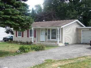 908 E 6th St, Sandwich, IL 60548