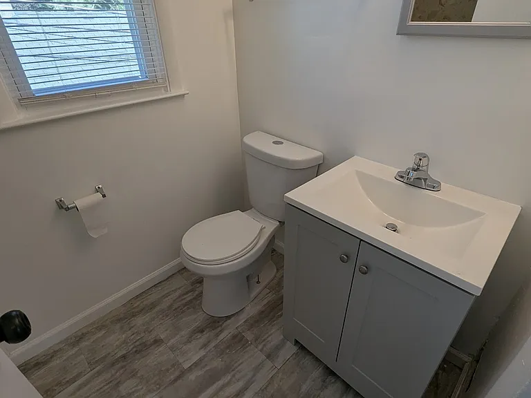 534-582 Denise Rd #562 — Photo 9
