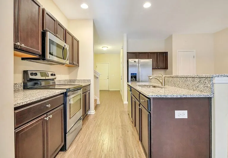 285 Cantle Dr — Photo 16