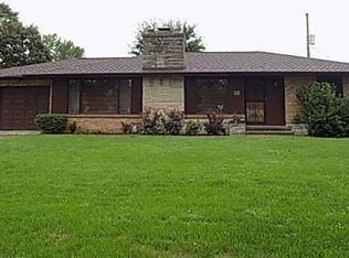 2707 Everette Rd, Ottawa, IL 61350