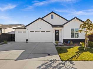 7065 Ivory Gables St, Roseville, CA 95747