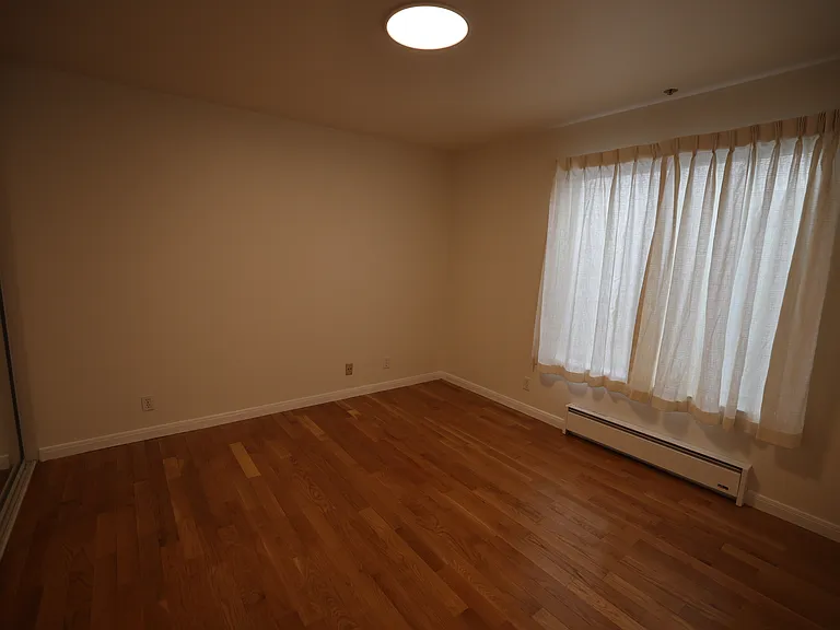 222 21st Ave #1 — Photo 10